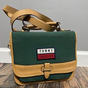 Vintage Tommy Hilfiger Purse
